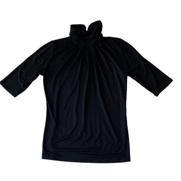 Banana Republic Tops - Banana Republic Black Short Sleeved Turtleneck Top Size Small